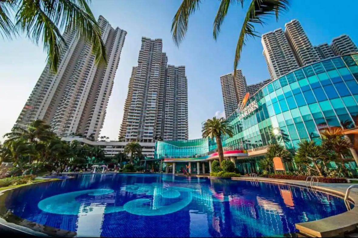 Full Sea View Country Garden Danga Bay 6-13pax Smart TV 70inch-Netflix