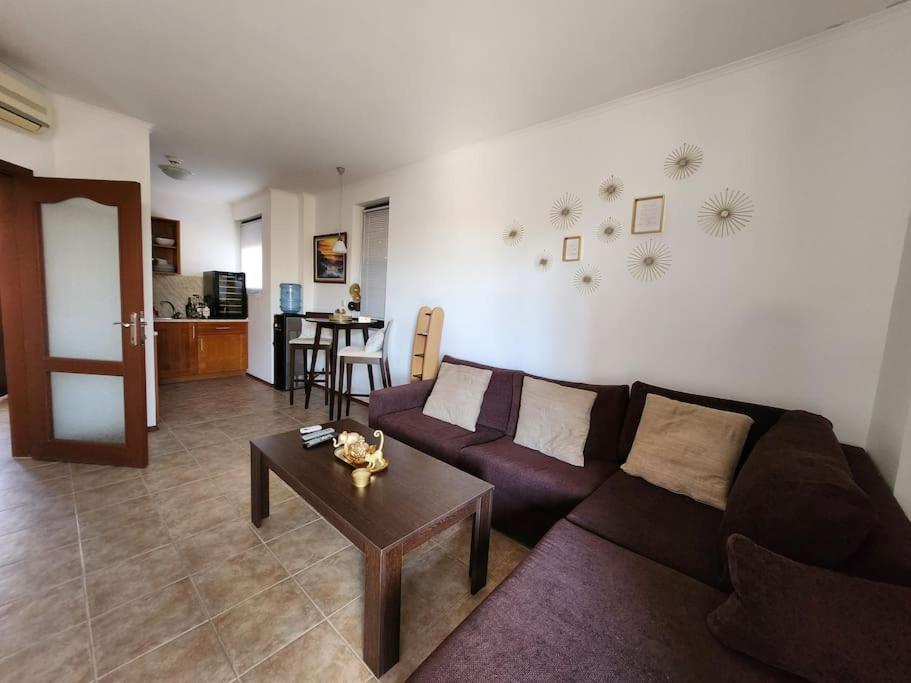 Bay view villas sunny beach entire villa
