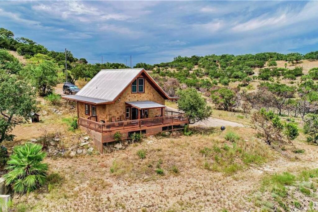 Marble Falls Vacations - RUSTIC BLUEBONNET CABIN With VIEW BY HIDDEN FALL PARK - Property Image 22