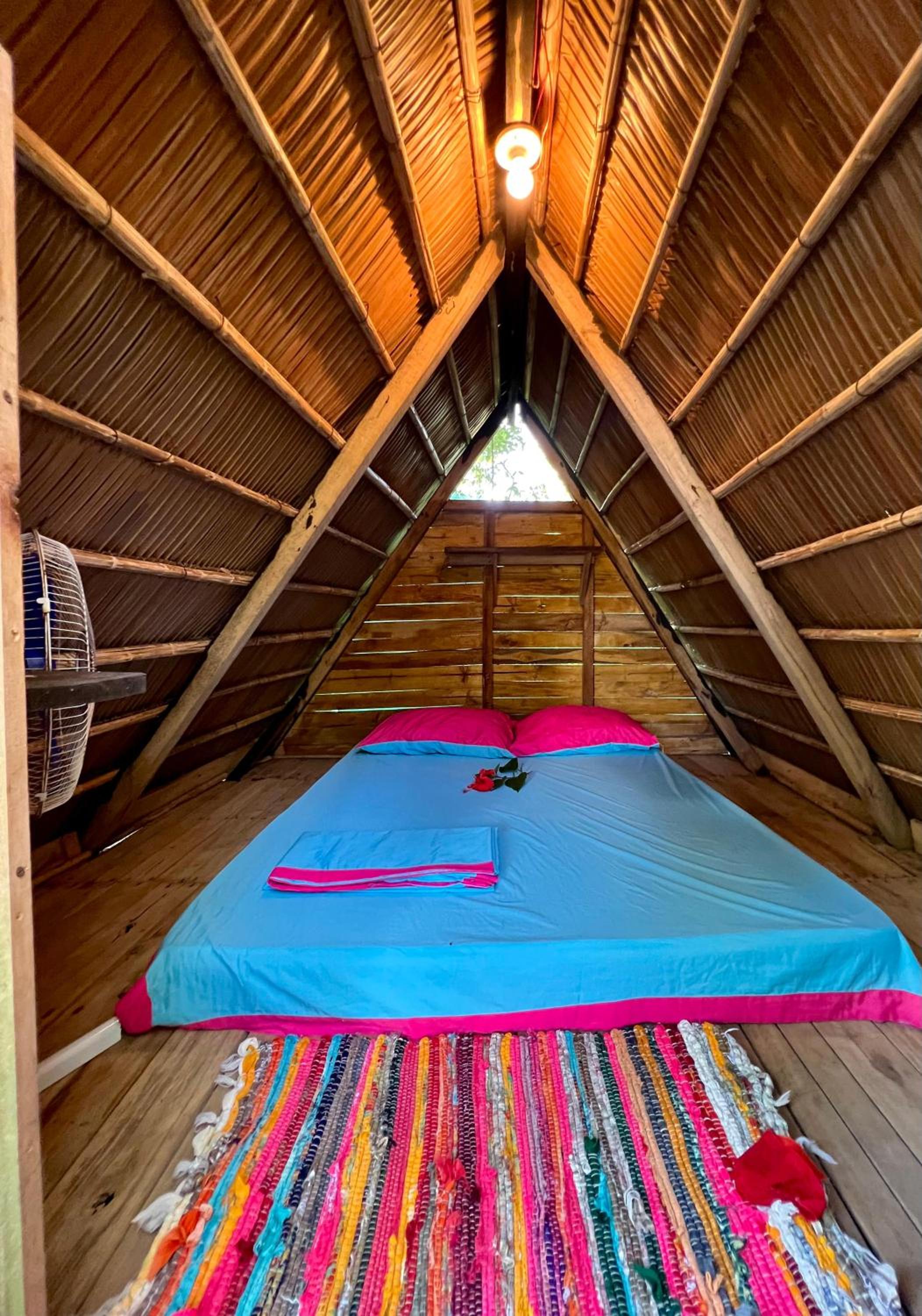 Camping Babsita-TIPI und Hütten und Stellplätze für Zelt und Camper direkt am Meer und See