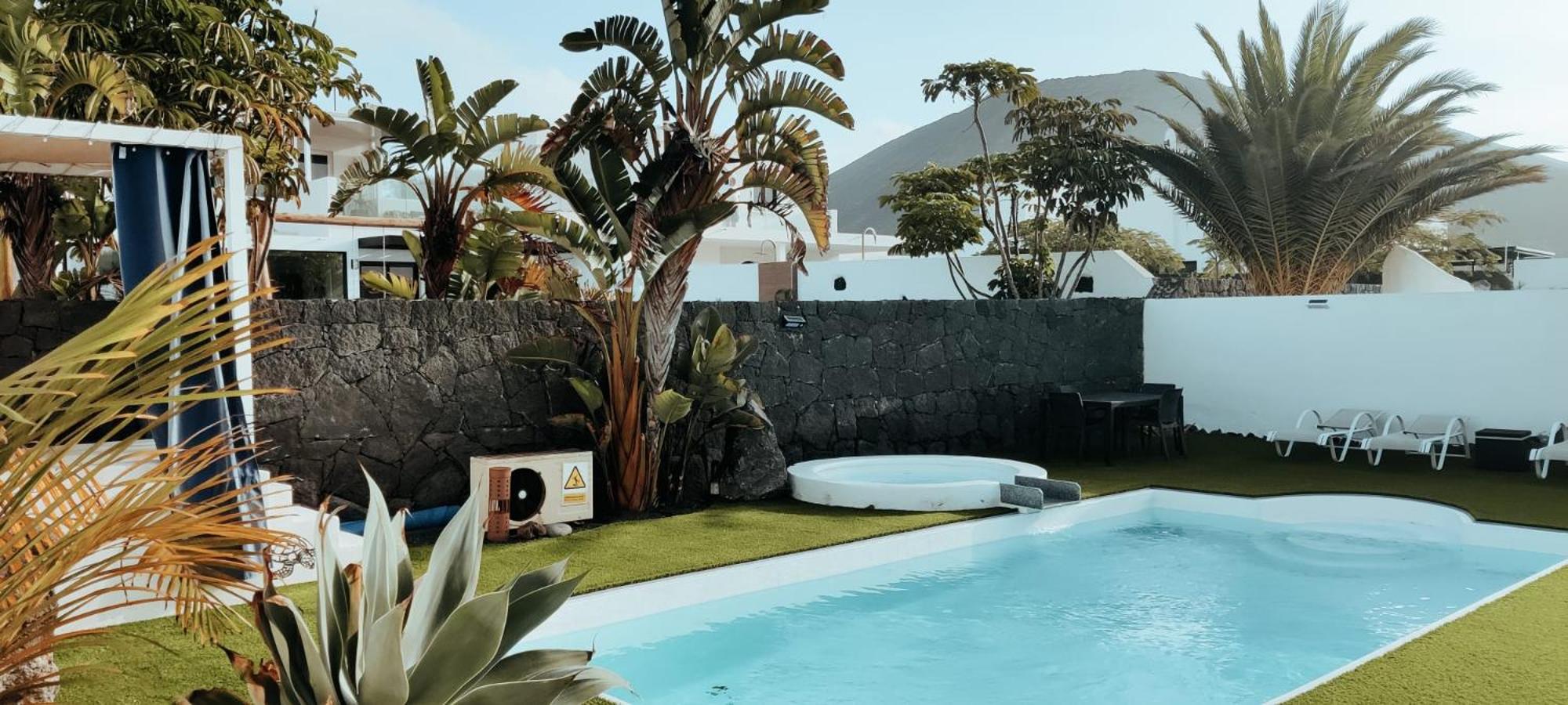 Villa Alba Deluxe & Spa Pool view 5