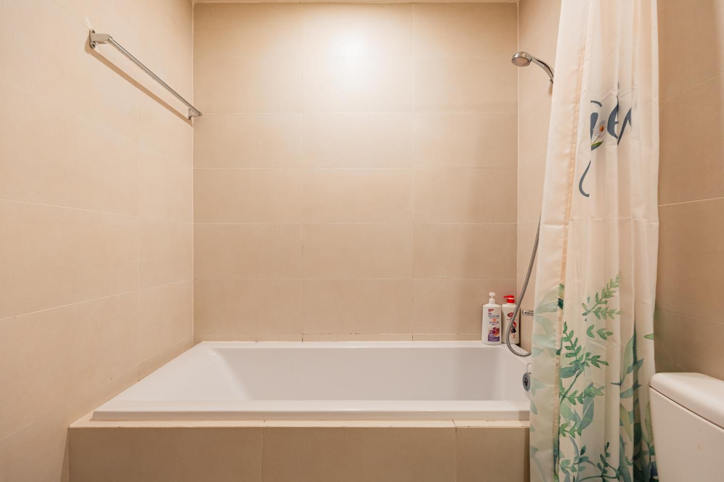 Spacious 4BR apat at Saigon Centre with pool, supermarket, view