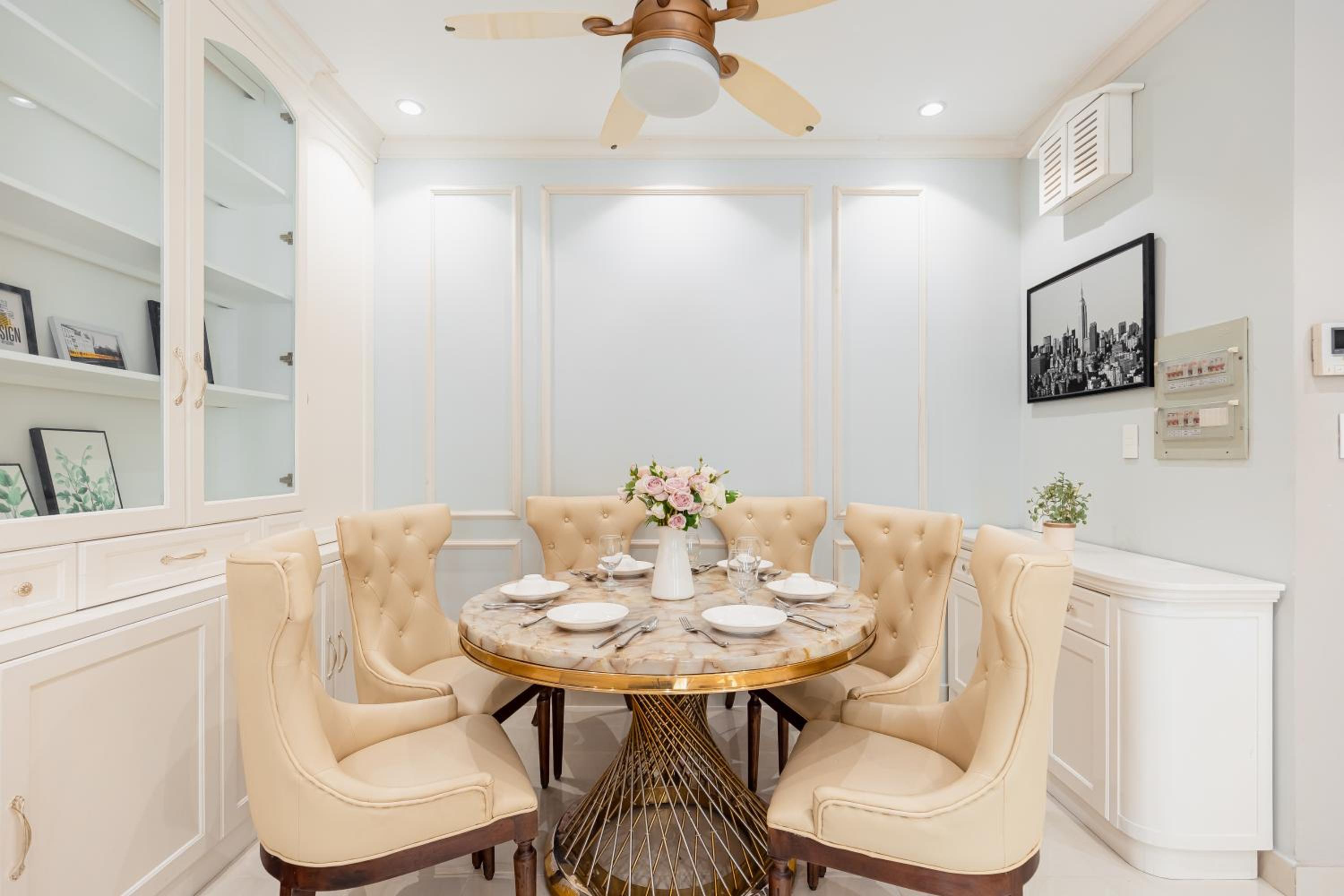 Spacious 4BR apat at Saigon Centre with pool, supermarket, view