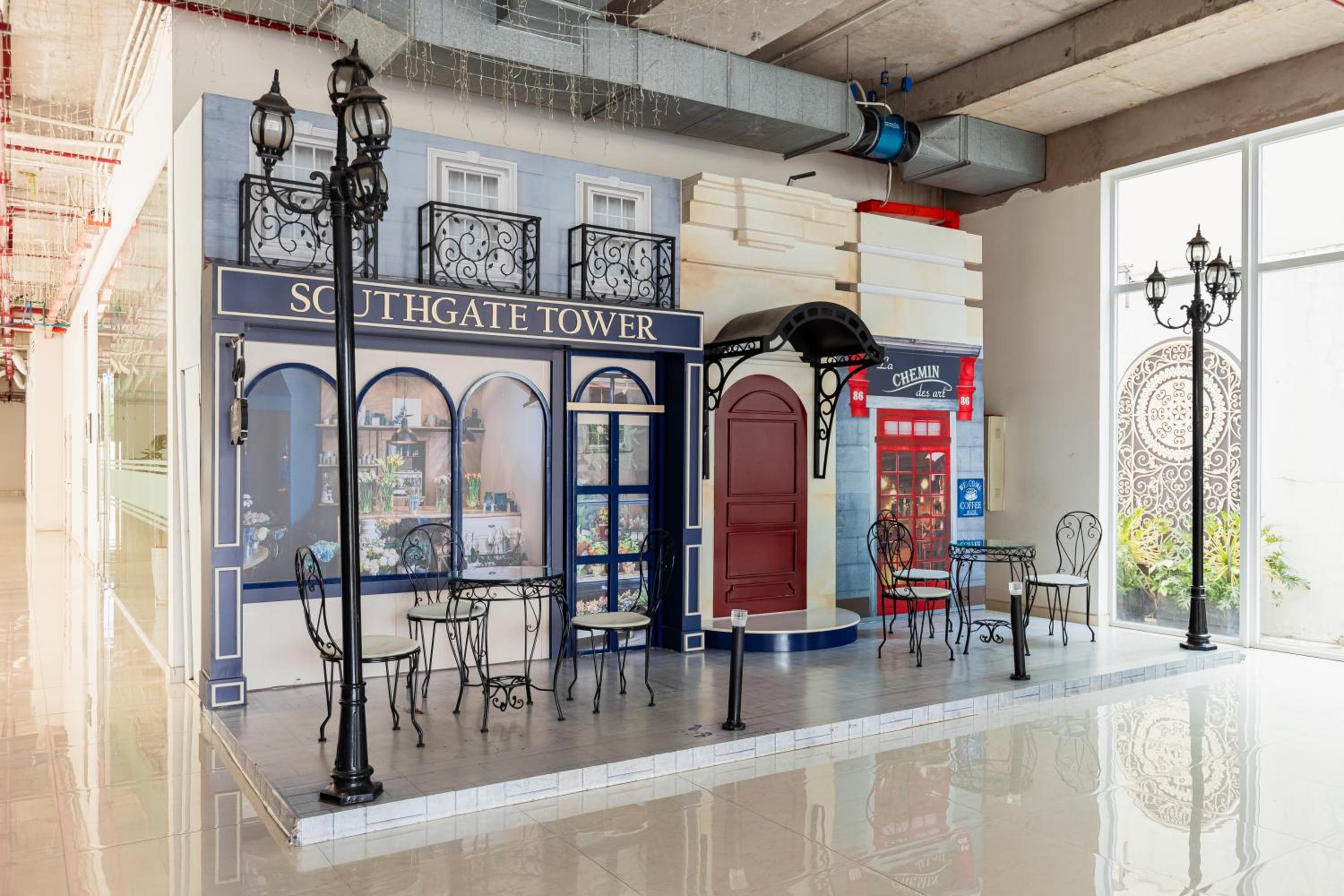 Spacious 4BR apat at Saigon Centre with pool, supermarket, view