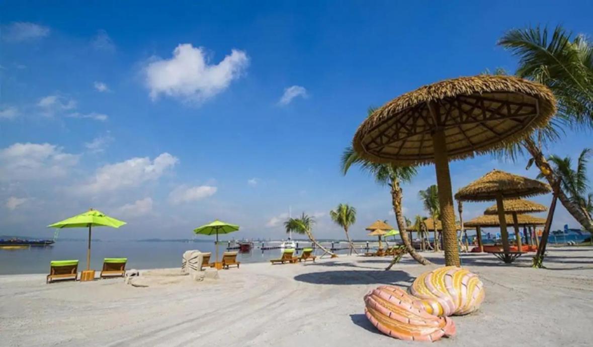 Full Sea View Country Garden Danga Bay 6-13pax Smart TV 70inch-Netflix