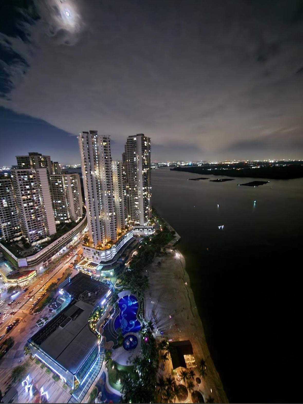 Full Sea View Country Garden Danga Bay 6-13pax Smart TV 70inch-Netflix