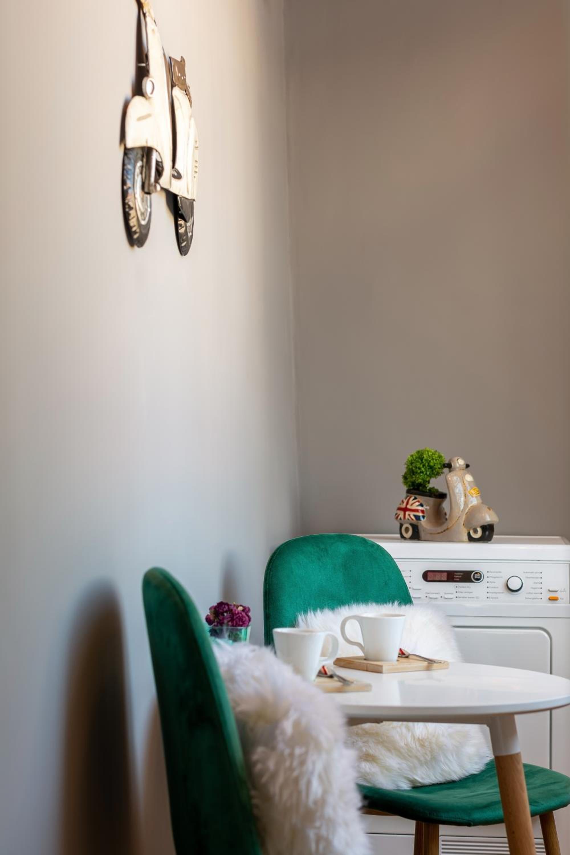 Top Location & Style Vespa Apt in the Heart of Sofia