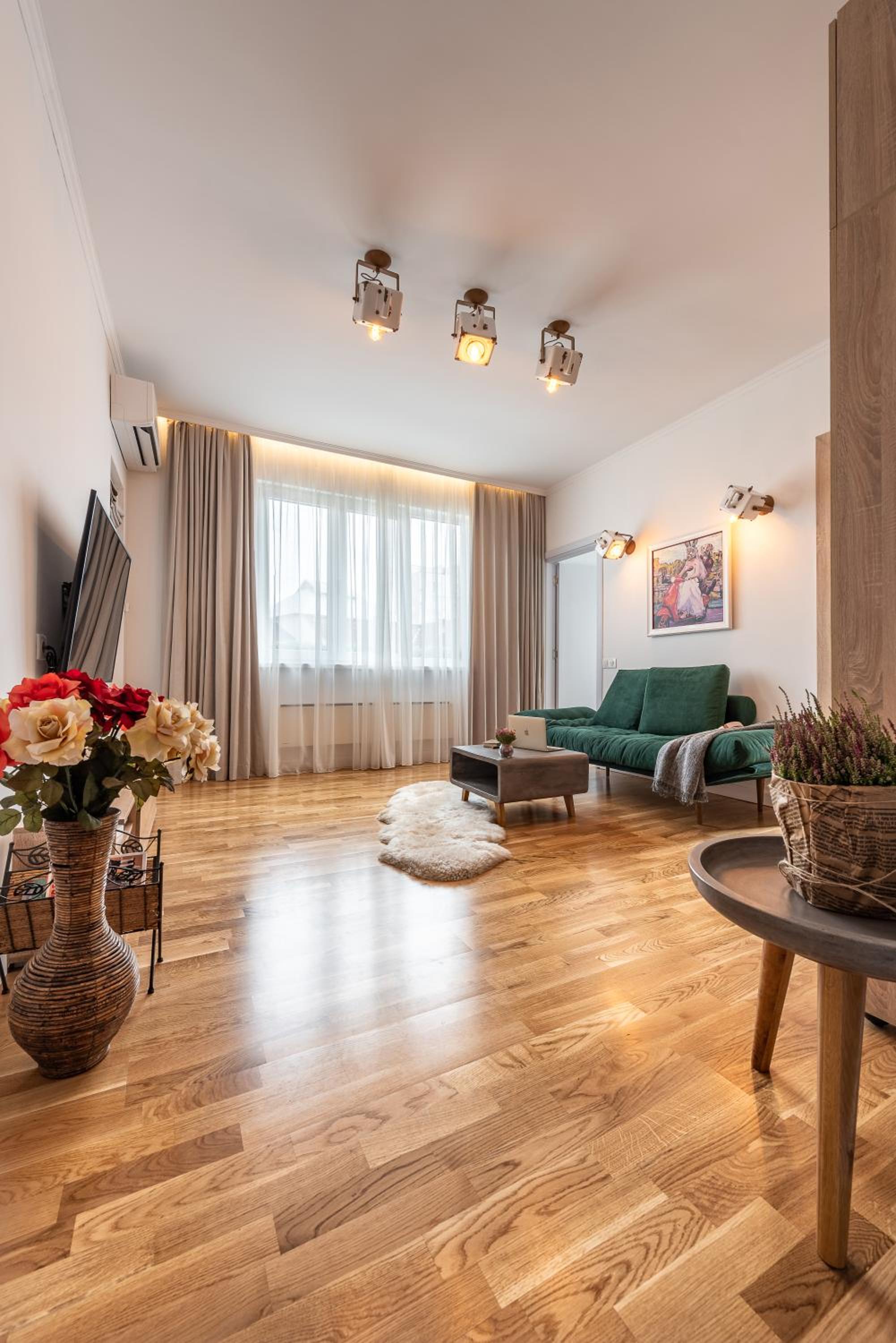 Top Location & Style Vespa Apt in the Heart of Sofia