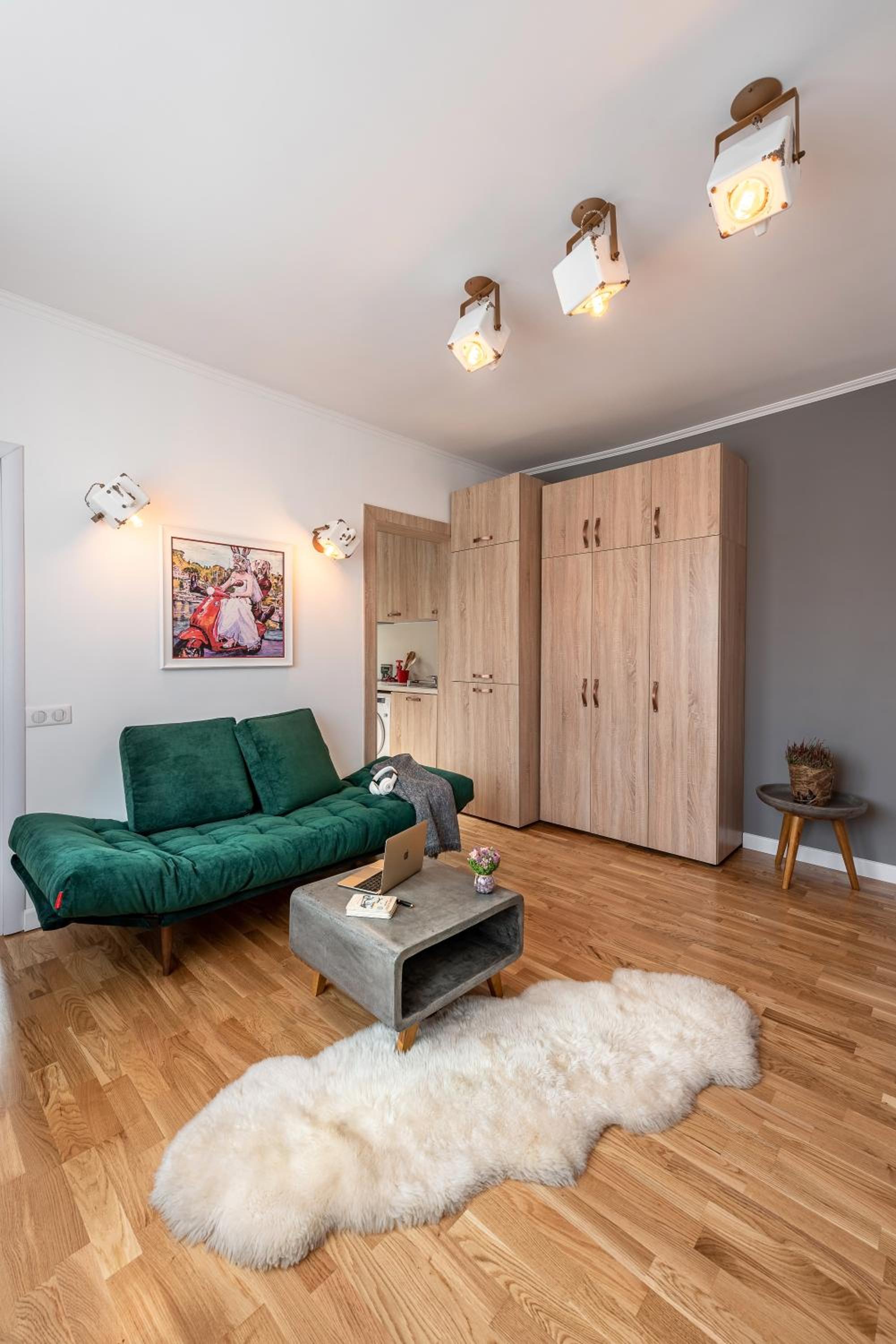 Top Location & Style Vespa Apt in the Heart of Sofia