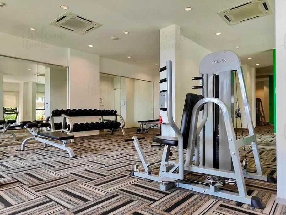 Full Sea View Country Garden Danga Bay 6-13pax Smart TV 70inch-Netflix