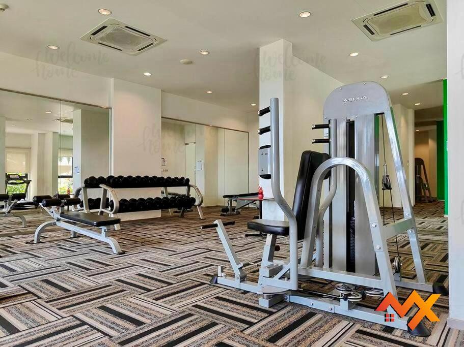 Full Sea View Country Garden Danga Bay 6-13pax Smart TV 70inch-Netflix
