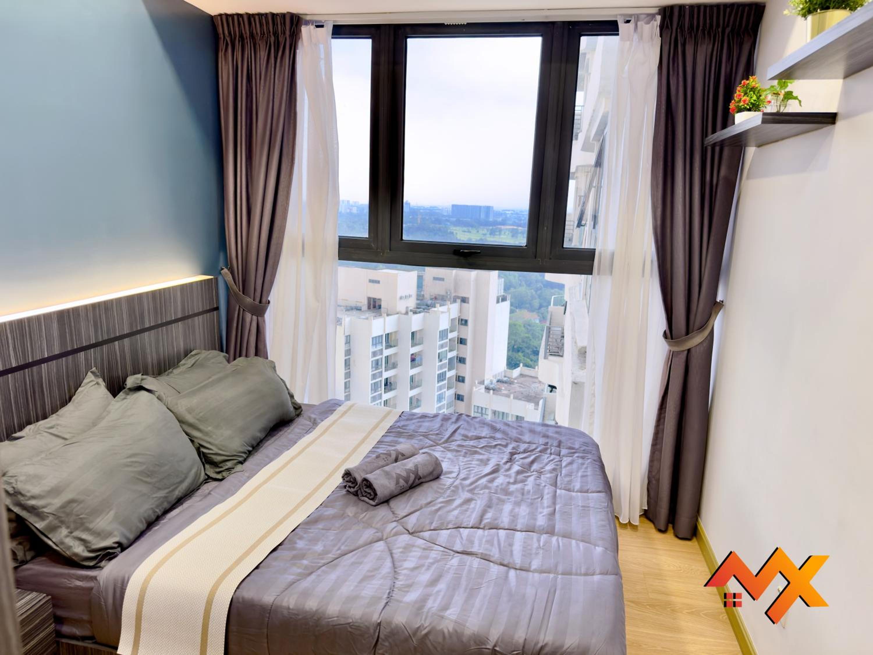 Full Sea View Country Garden Danga Bay 6-13pax Smart TV 70inch-Netflix