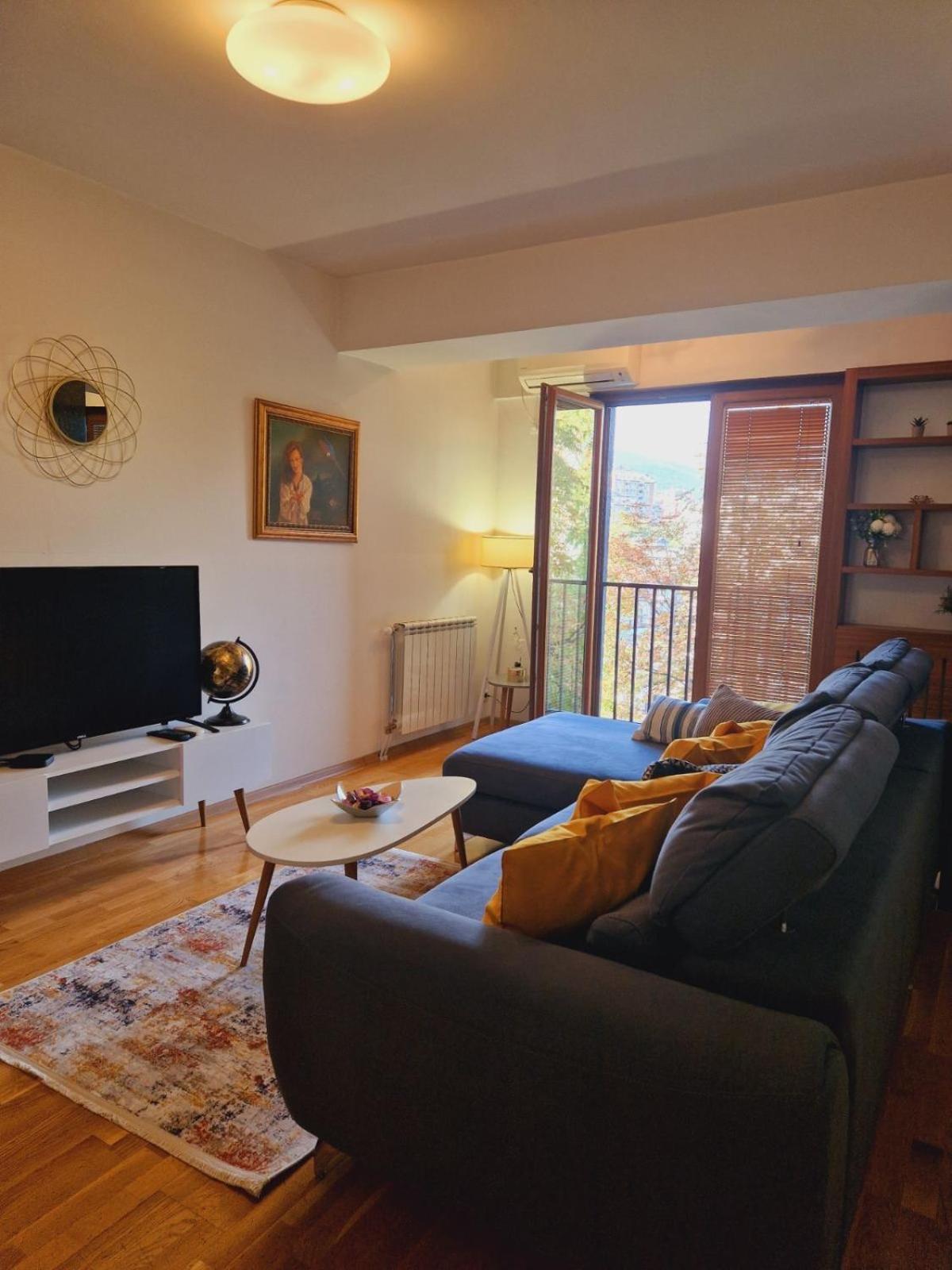 Kamche Lux Apartment