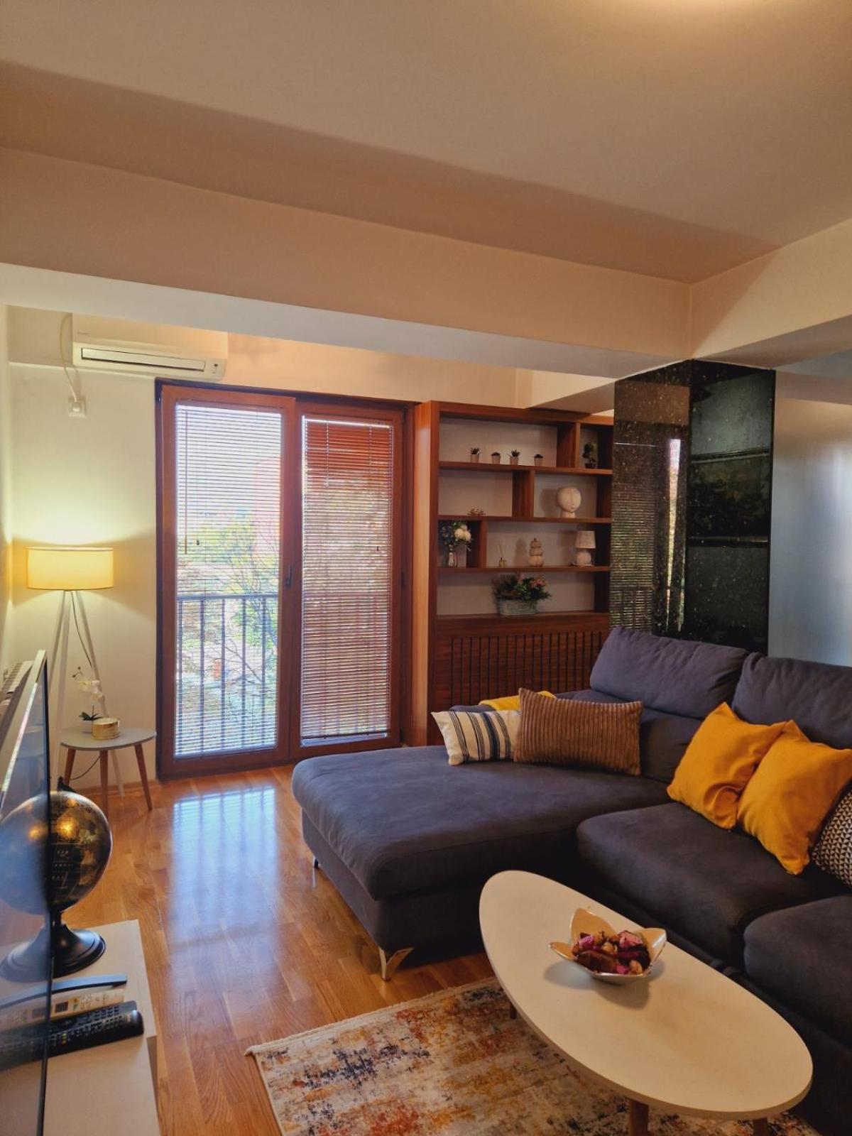 Kamche Lux Apartment