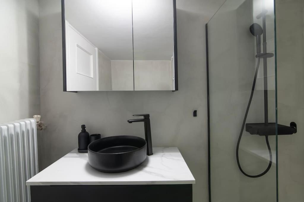 Sarah's 3bdr Apart in Athens