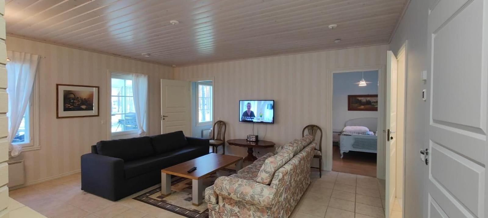 Nicolas apartment