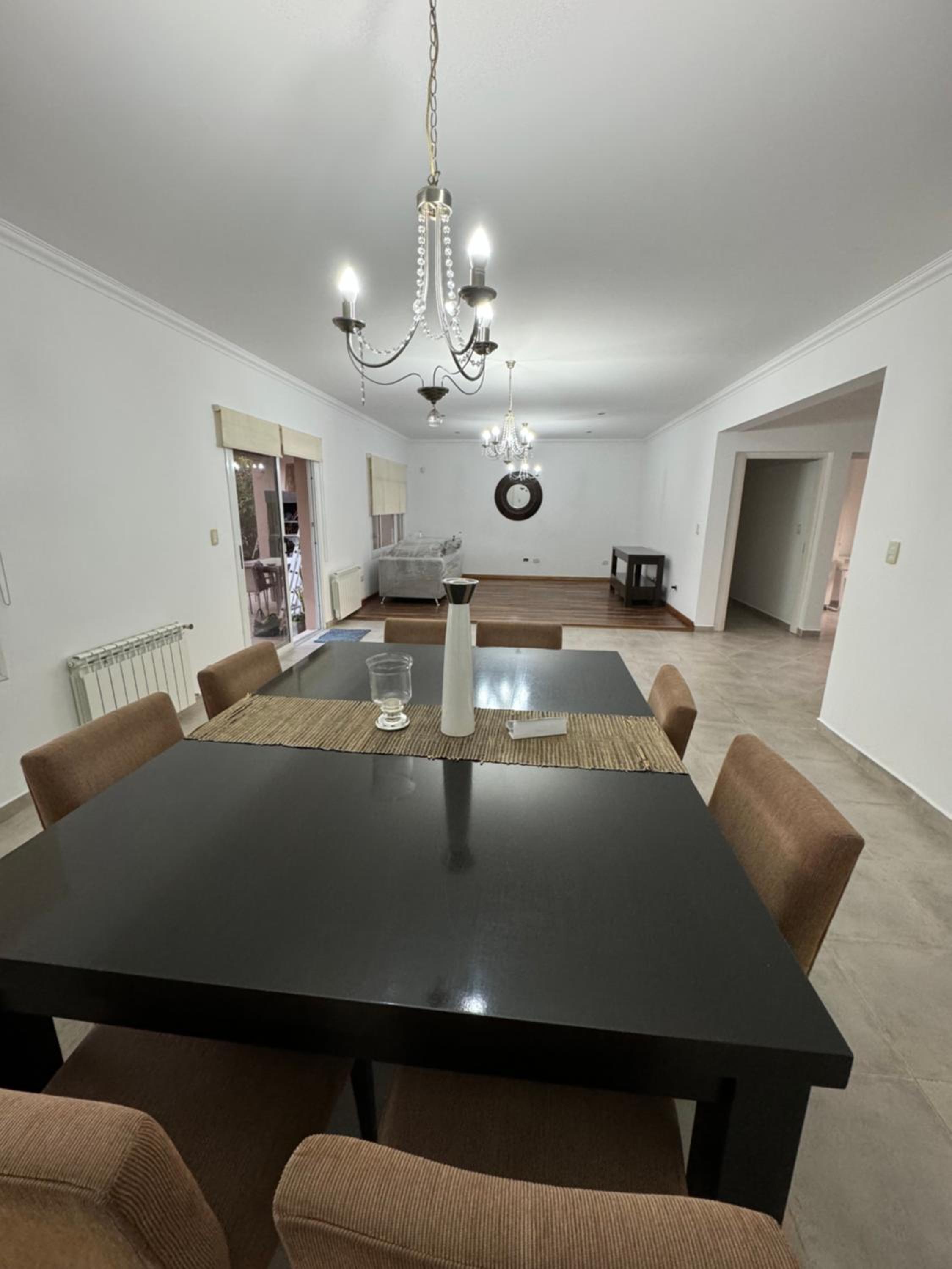 Casa de categoría en barrio privado