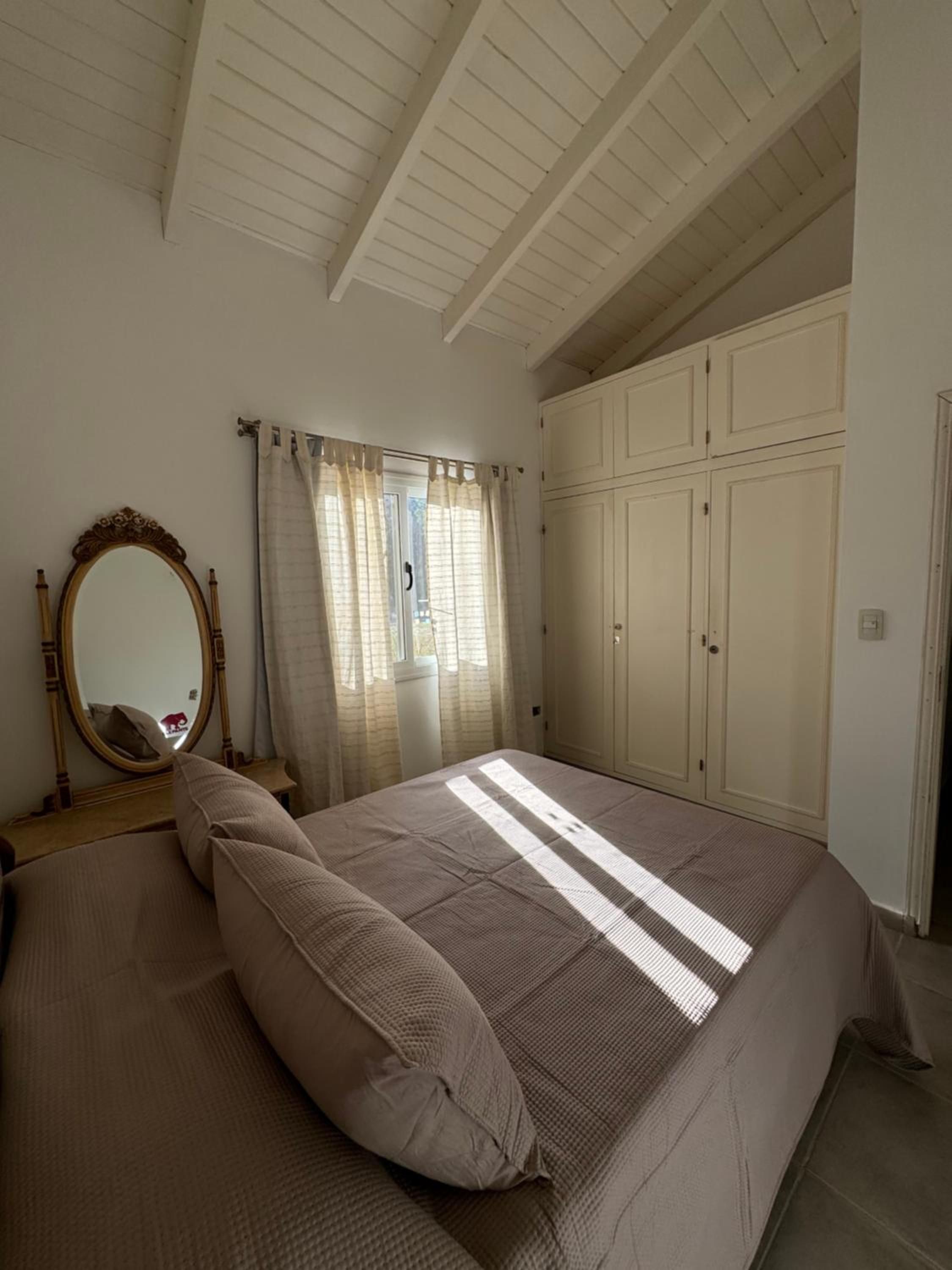 Casa de categoría en barrio privado