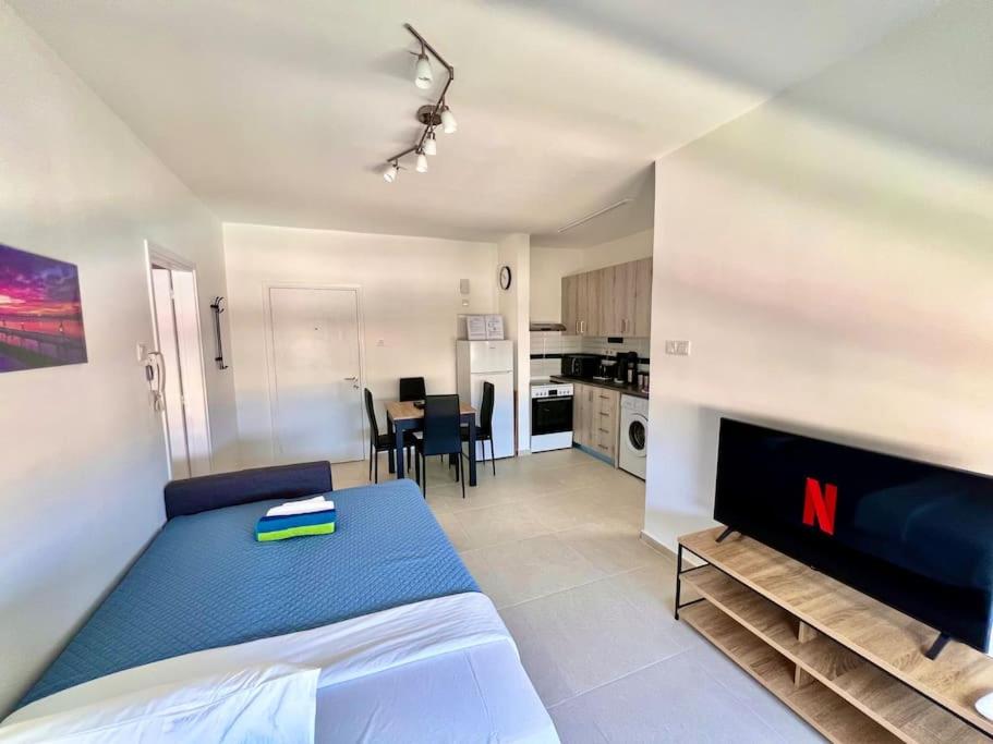 Cristiana Sea Breeze, Sleeps 3, Free Wifi