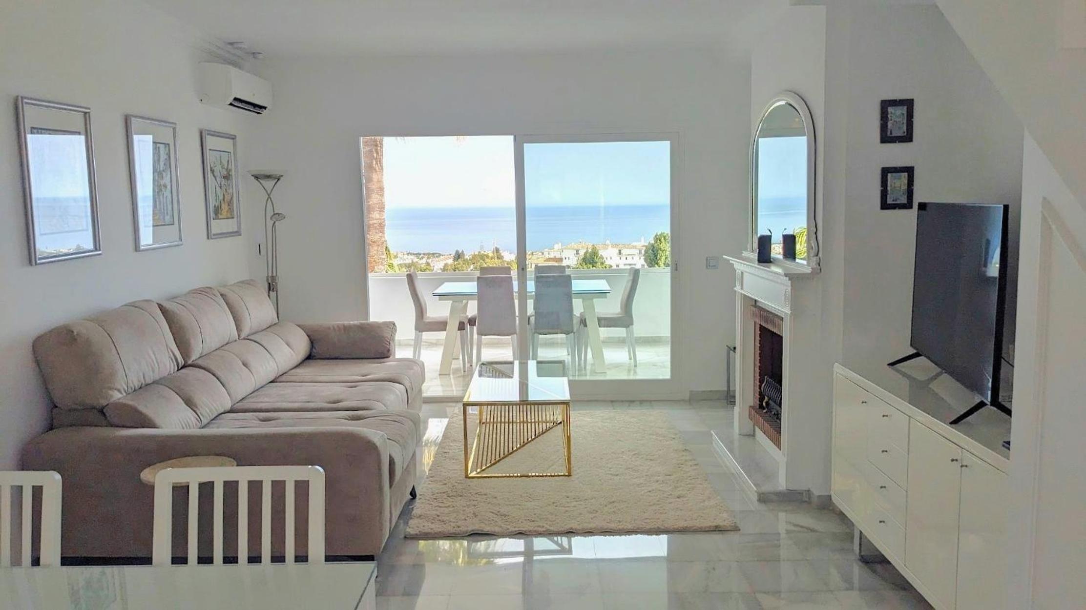 Duplex Penthouse 2 Living Rooms 3 Double Bedroom 4 Beds 4 Terraces Outstanding Sea & Mountain views photo 1
