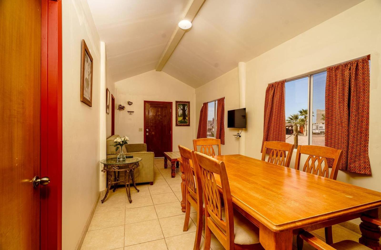Beach Bungalow, Pool and direct Beach Access view 4