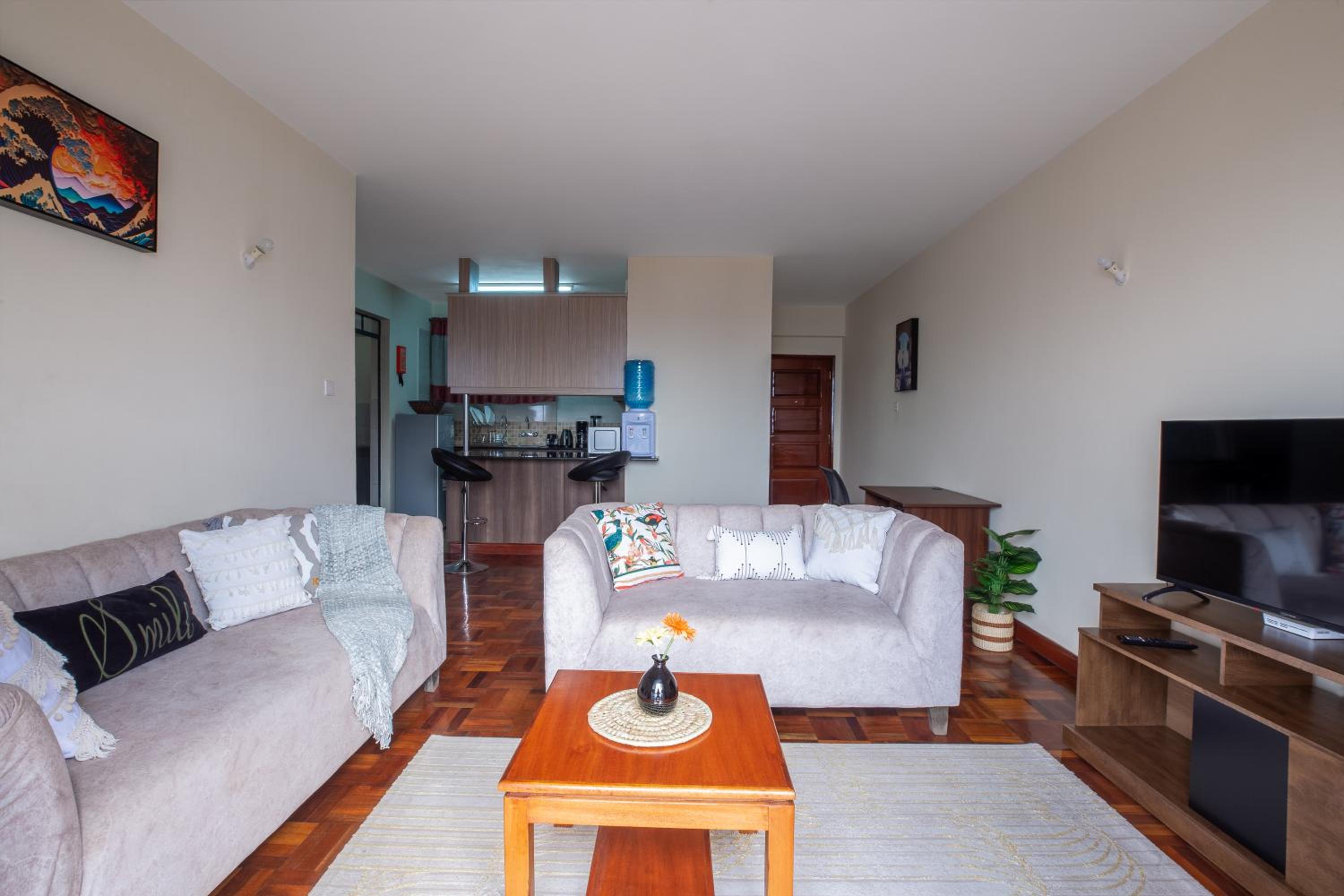 Kasty R Apartments -W Place view 2