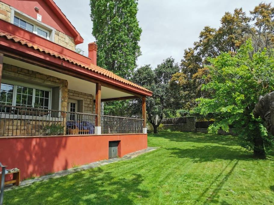 Casa rural piscina y barbacoa