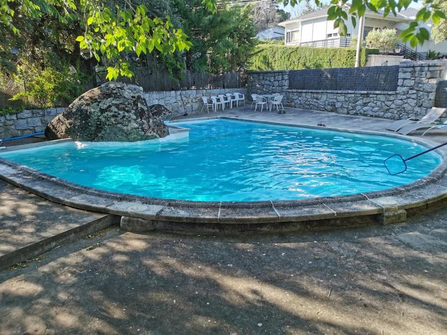 Casa rural piscina y barbacoa
