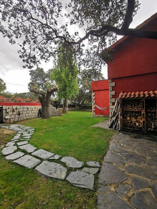 Casa rural piscina y barbacoa