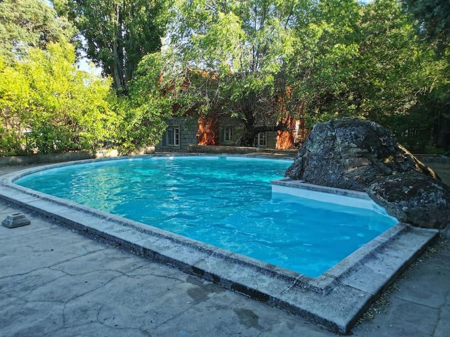 Casa rural piscina y barbacoa
