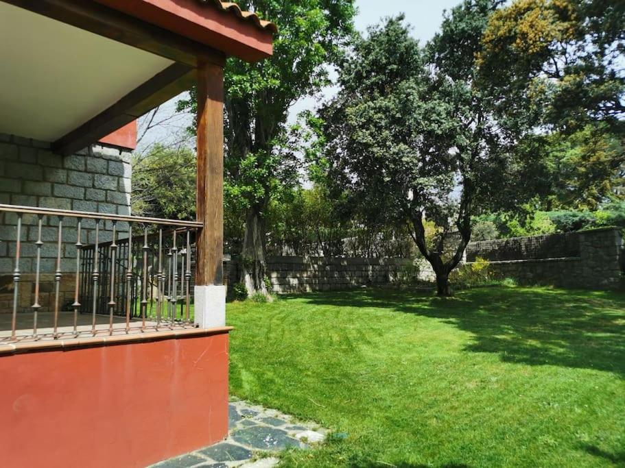 Casa rural piscina y barbacoa