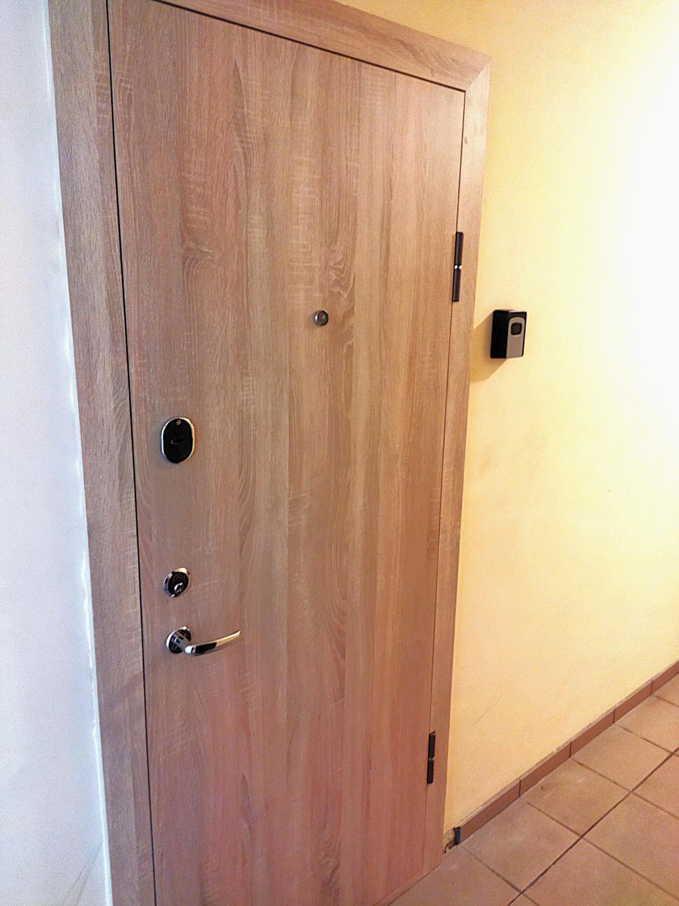 Photo 9