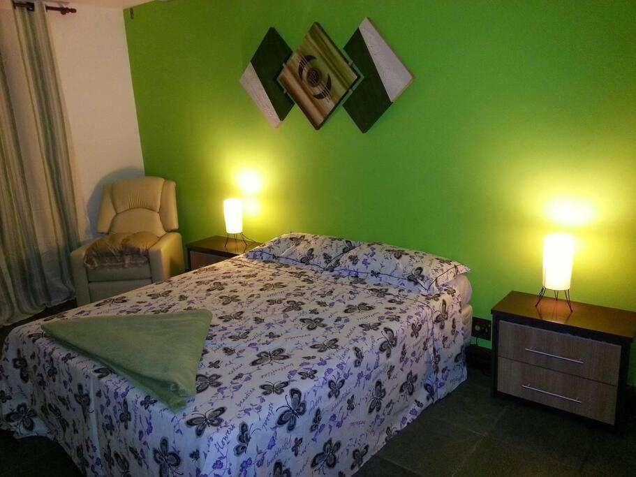 Casa Barra Da Tijuca Em Condomínio