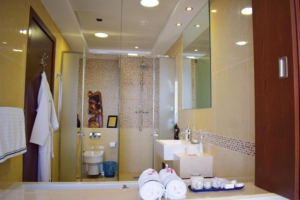SkyView Apartment for Rent in Rafal Tower