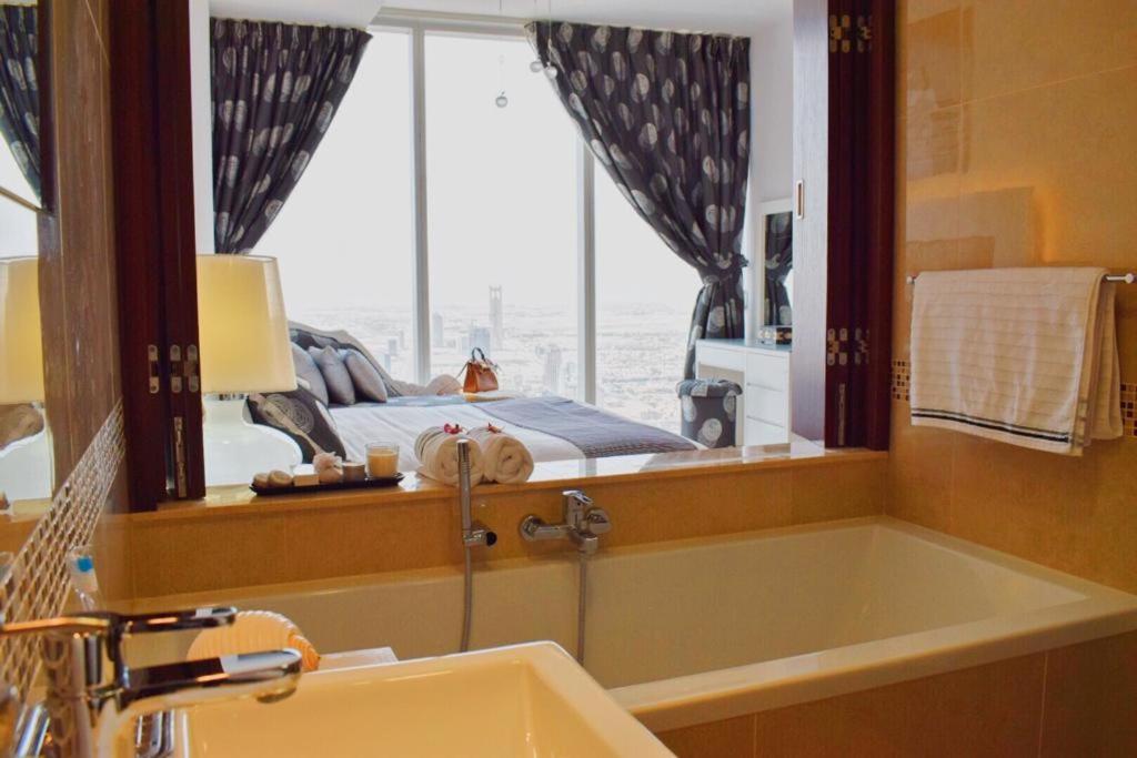 SkyView Apartment for Rent in Rafal Tower