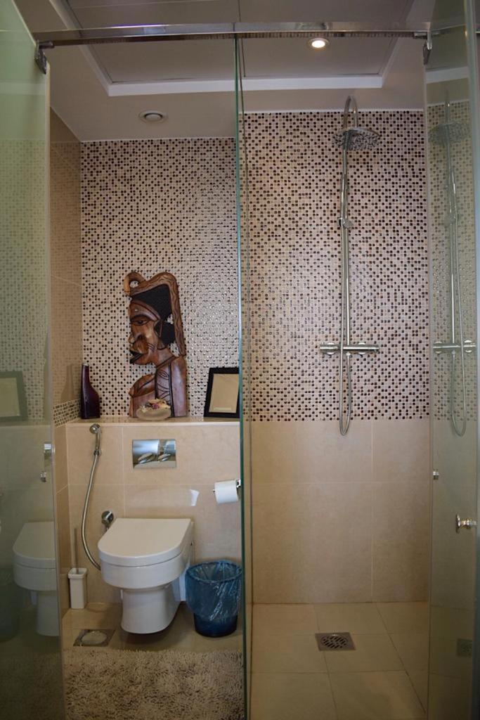 SkyView Apartment for Rent in Rafal Tower