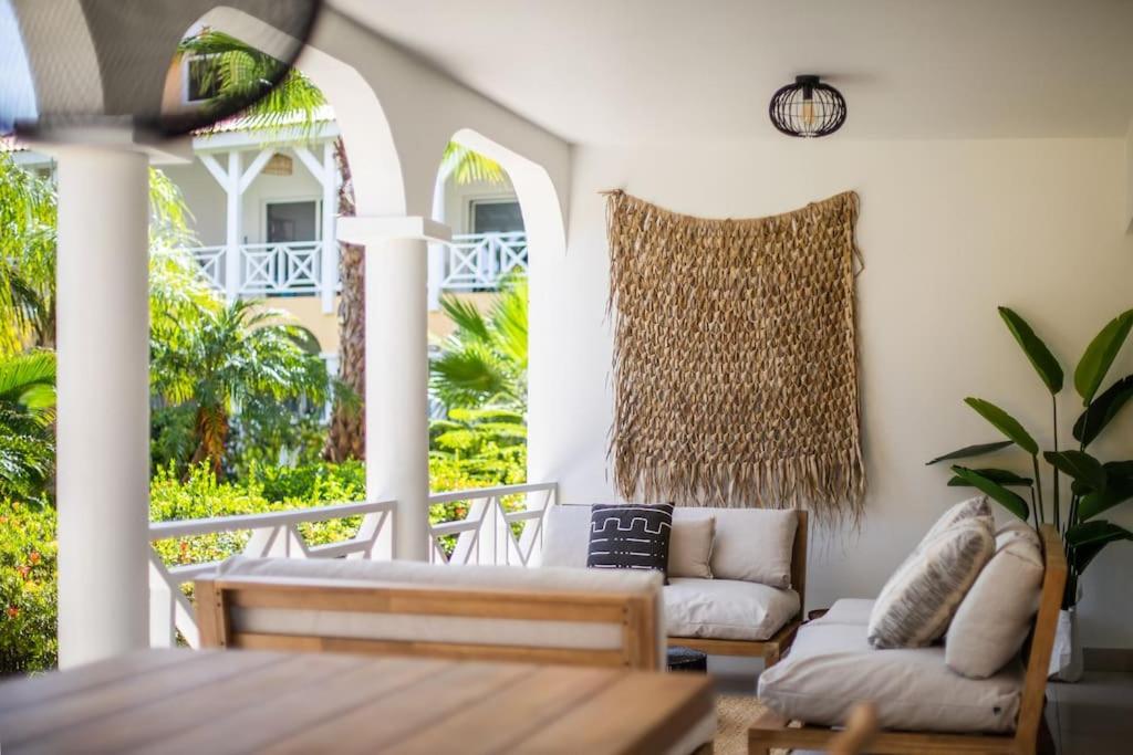 Dushi Tropicana, Jan Thiel, Curaçao