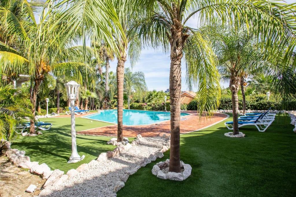 Dushi Tropicana, Jan Thiel, Curaçao