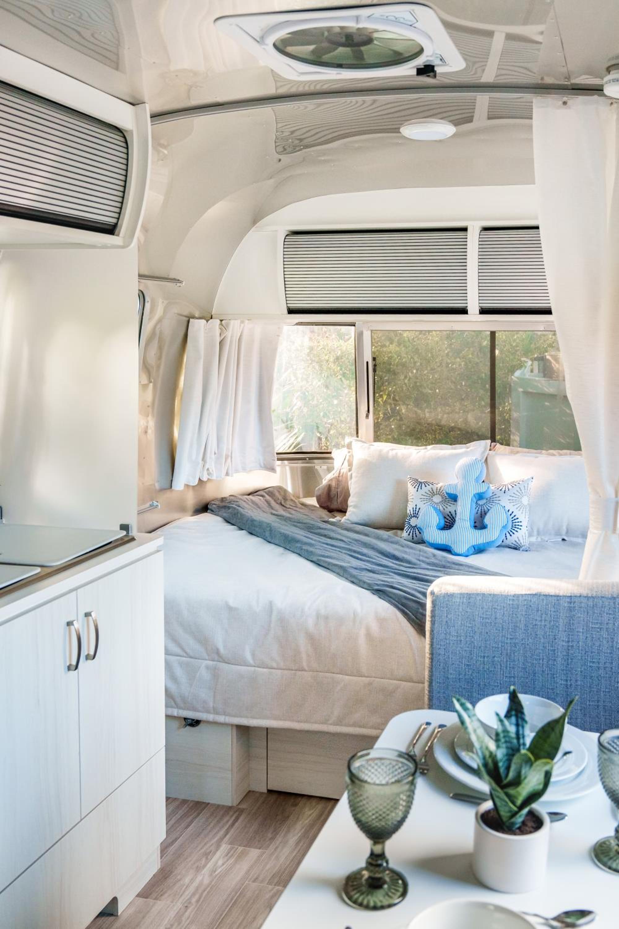 Off Grid RV Bermuda