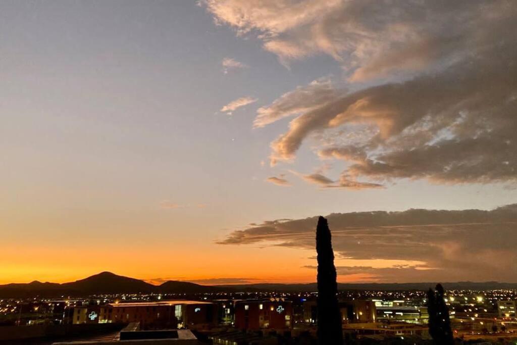 Knottinghill Studio - About 500 meters from Lady Pohamba Hospital and Grove Mall view 2