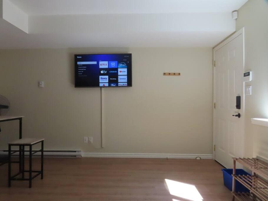 Cozy Guest Suite Near Parks