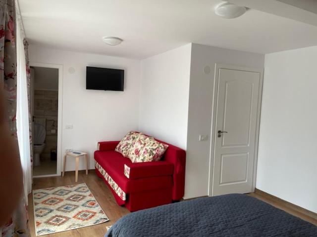 Photo 48