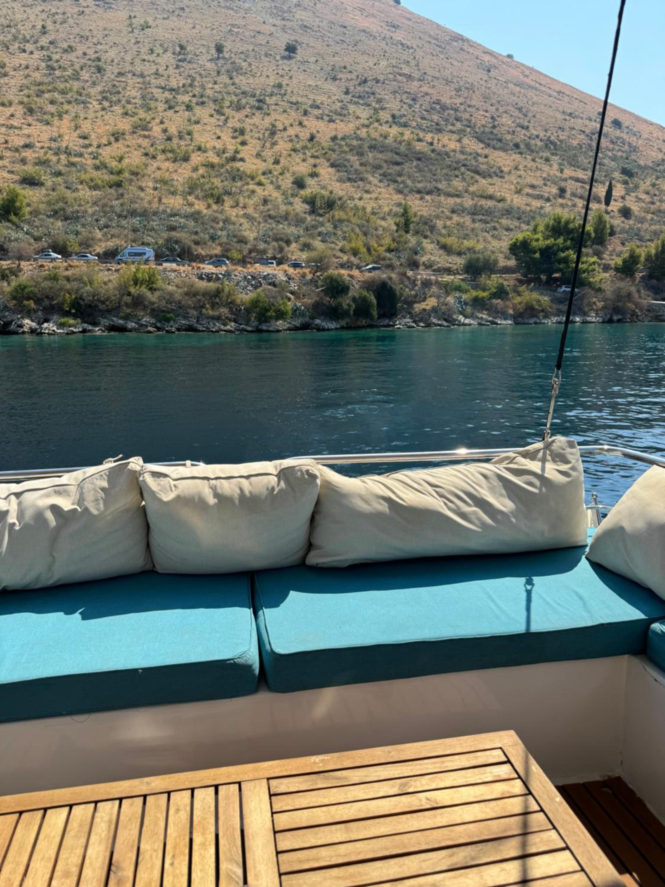 Monun Yacht