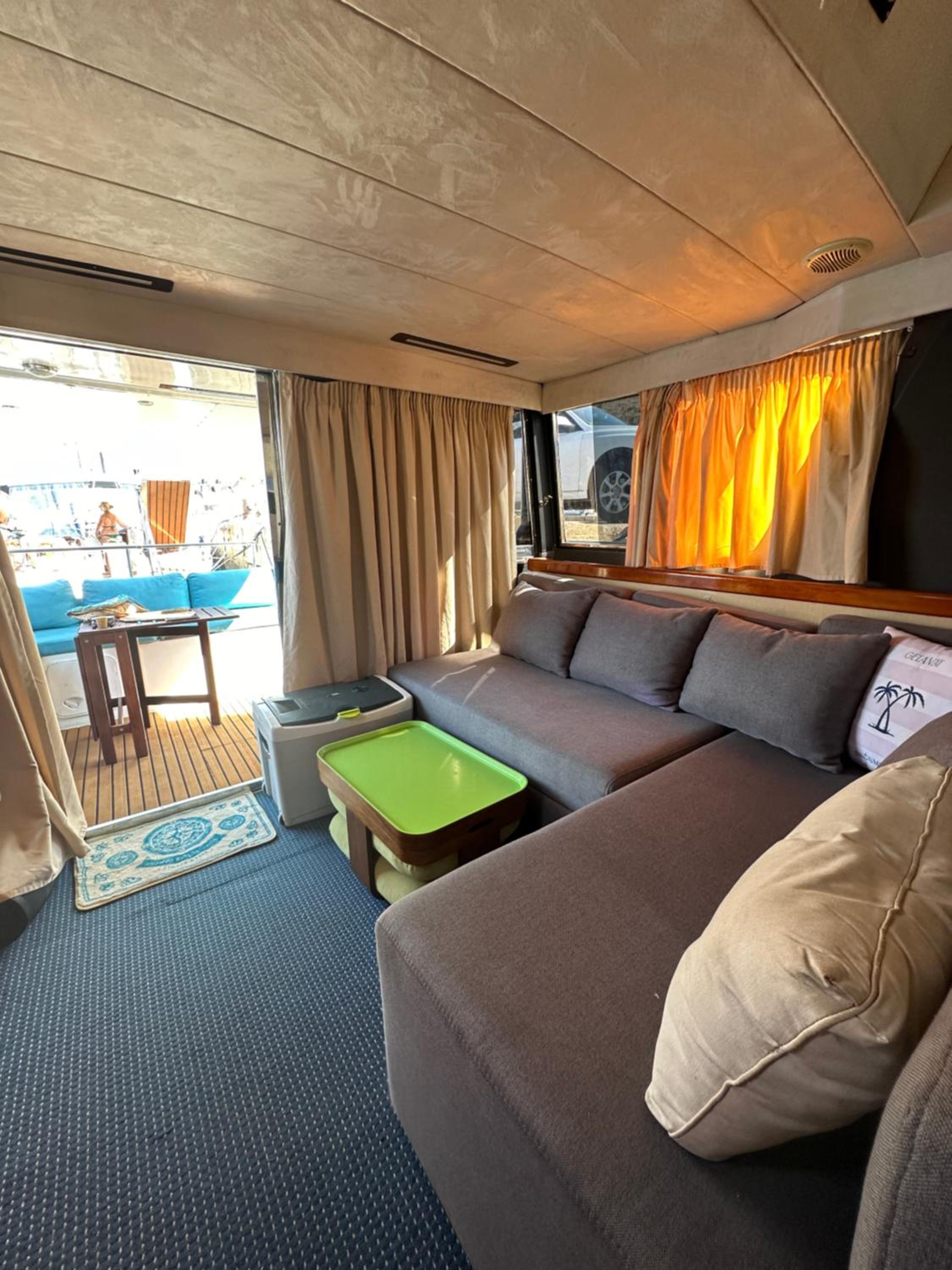 Monun Yacht