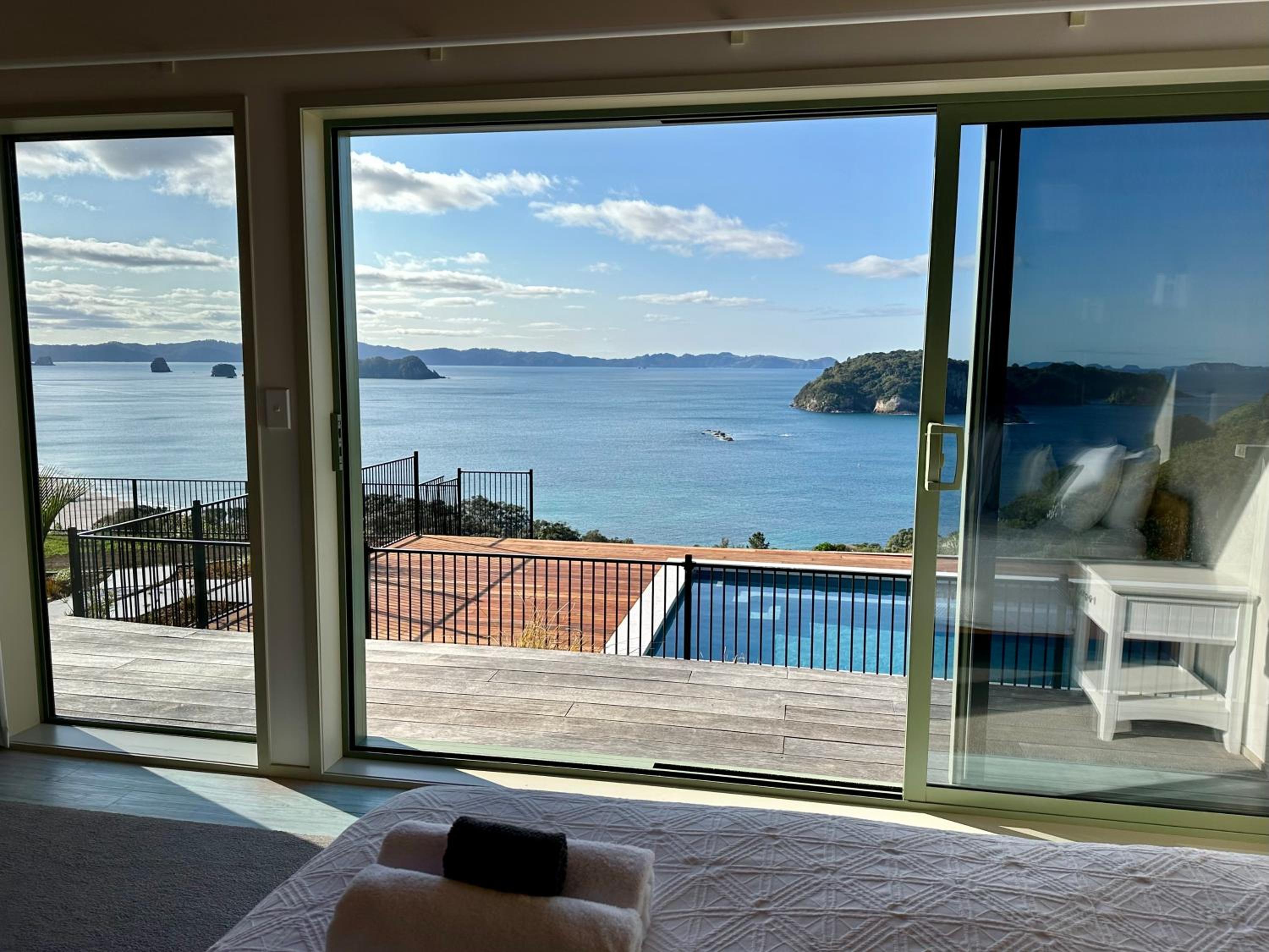 Hahei Ocean Dream - Cathedral Cove view 4