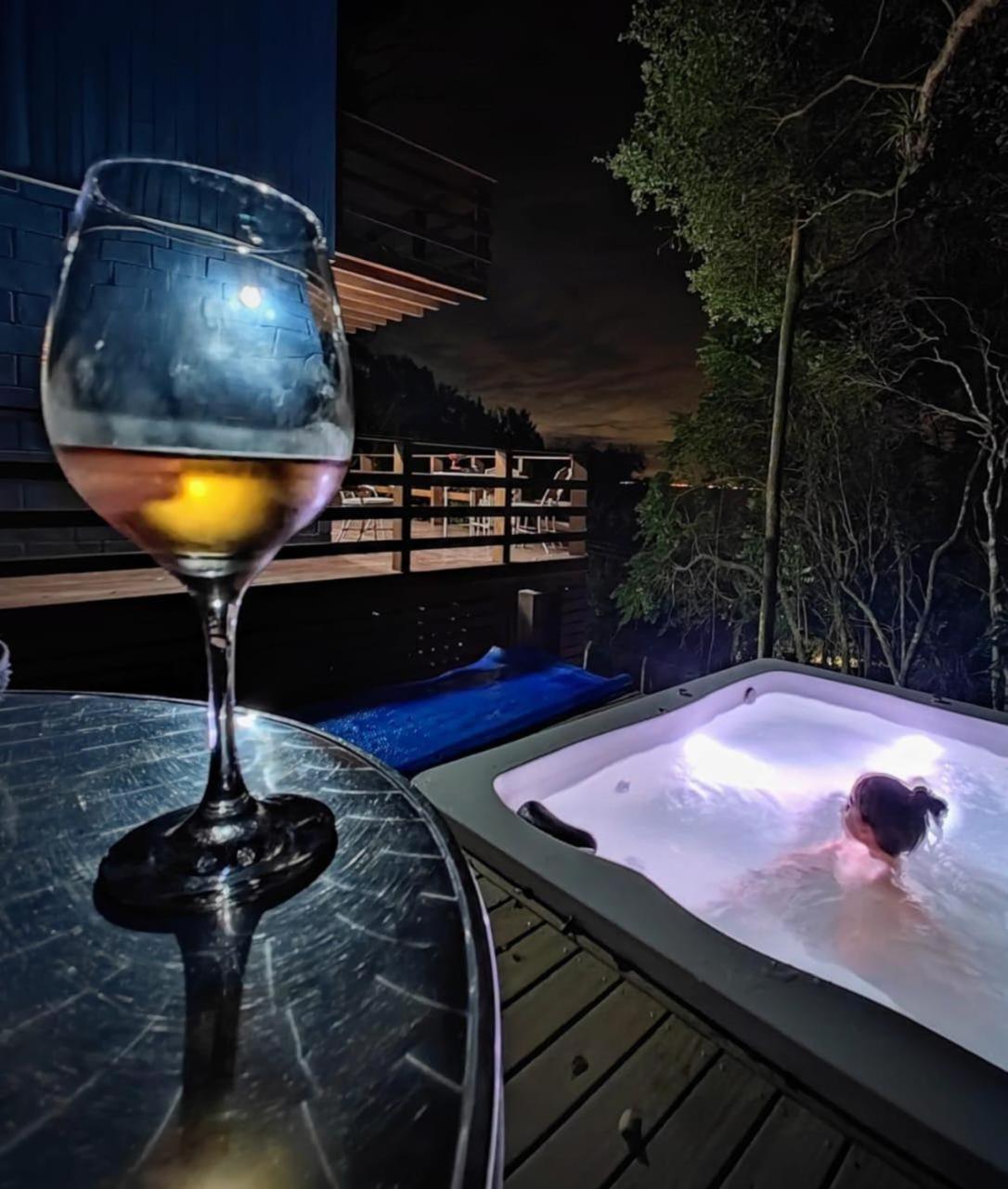 Double Deck - Linda vista para ilha de Floripa com Jacuzzi