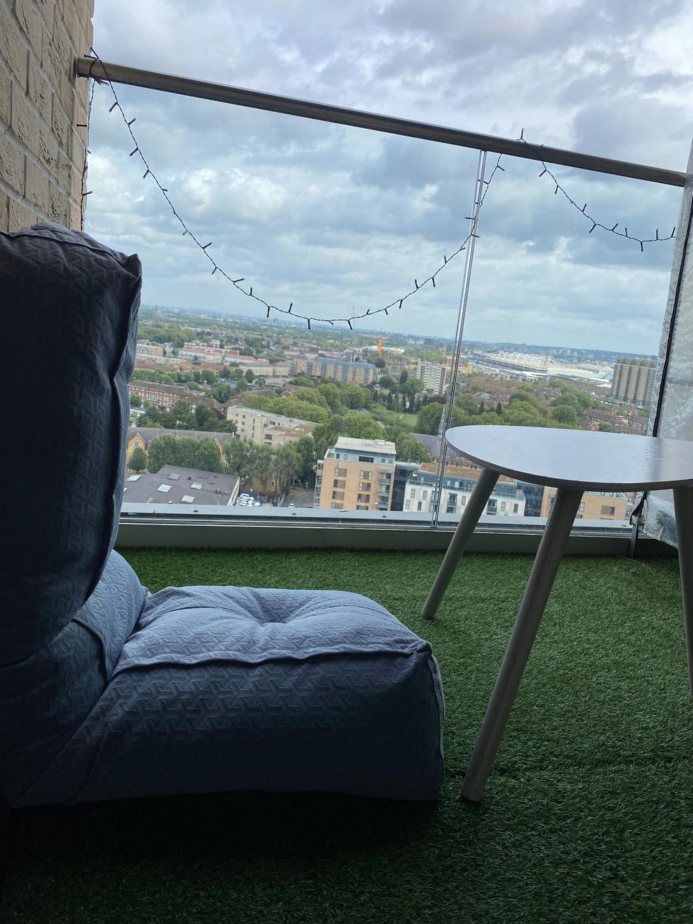 Cozy Flat with Stunning Views