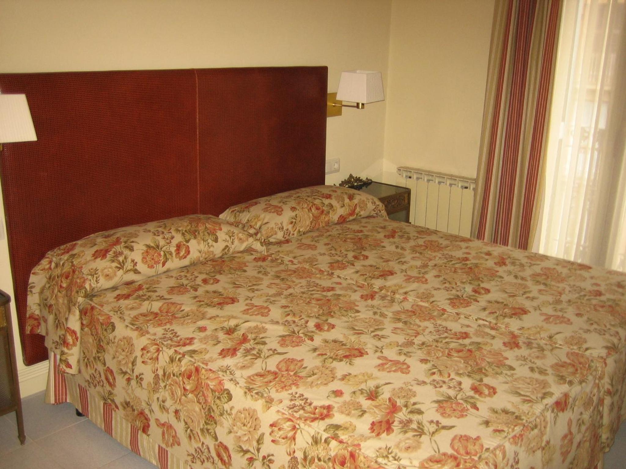 Apartaments Sant Jordi Girona 97