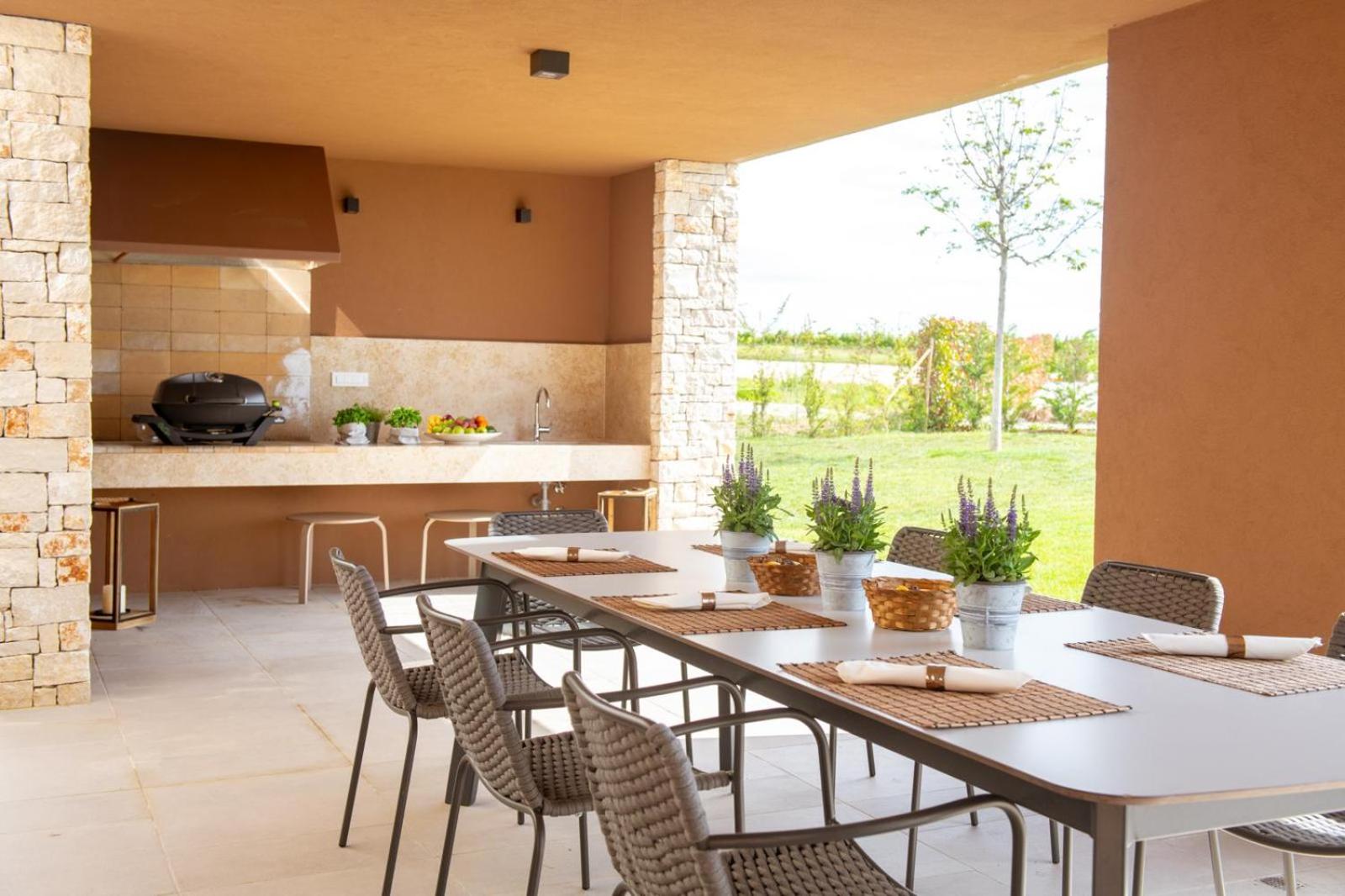 Villa Sanpadeo by Rent Istria