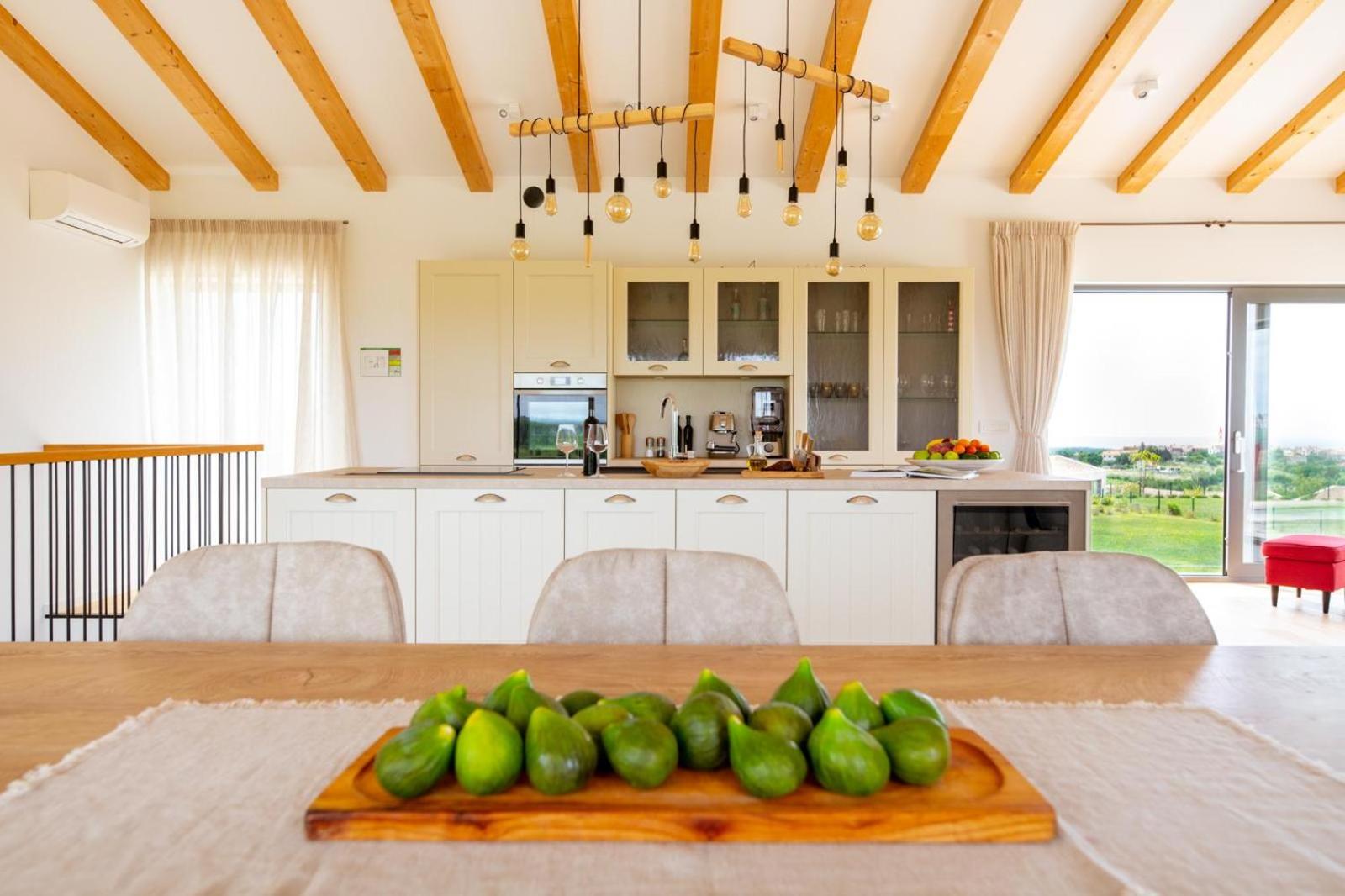 Villa Sanpadeo by Rent Istria